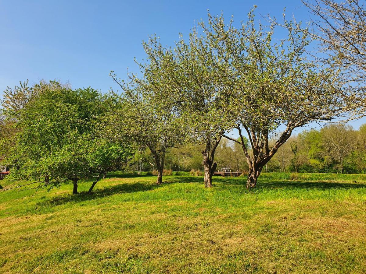 Moulin Du Pommier Glamping & Camping Saulgond Buitenkant foto