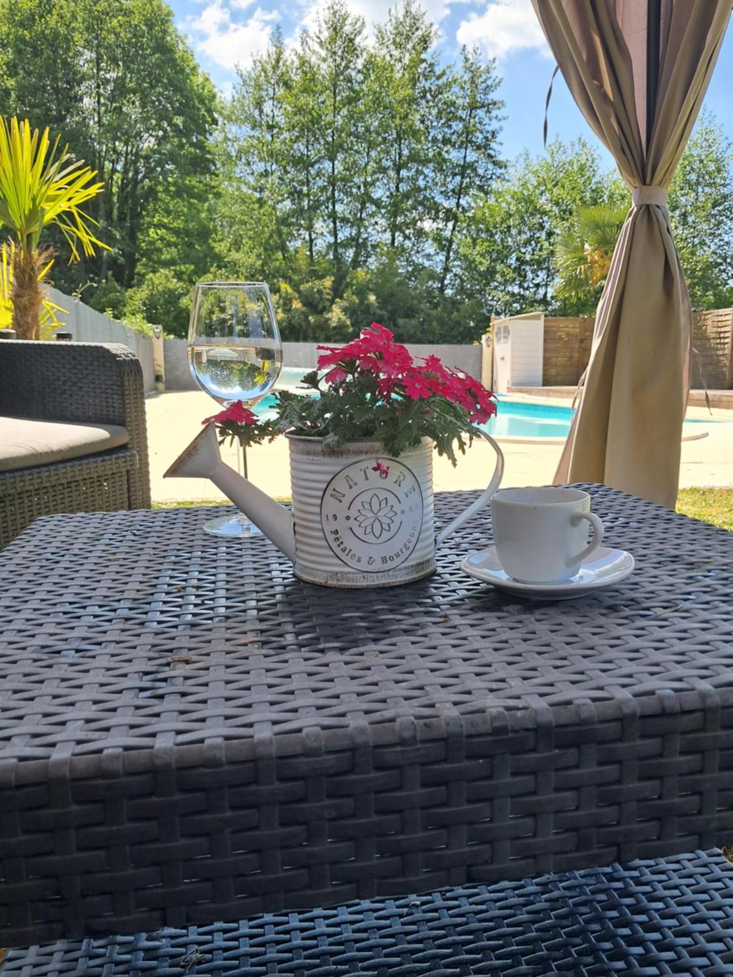 Moulin Du Pommier Glamping & Camping Saulgond Buitenkant foto